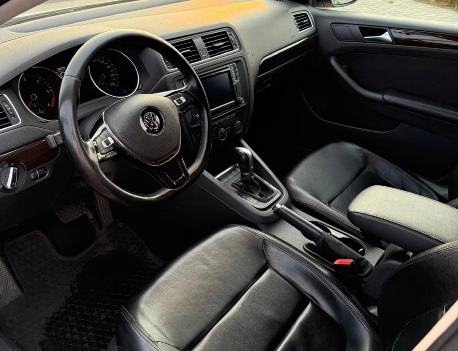 Volkswagen Jetta Automat