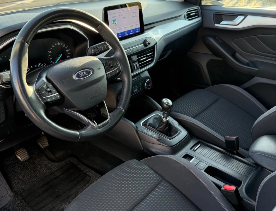 Ford Focus Hatchback